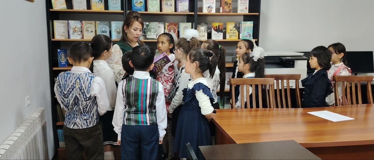 "Sirli kutubxona"shiori ostida sayohat tashkil etildi.